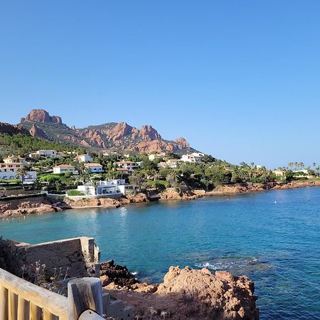 Studio Agay A 2 Pas Des Plages Saint-Raphael  Exterior photo
